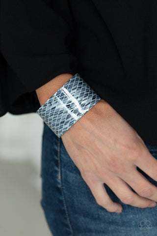 Vogue Revamp - Silver Item